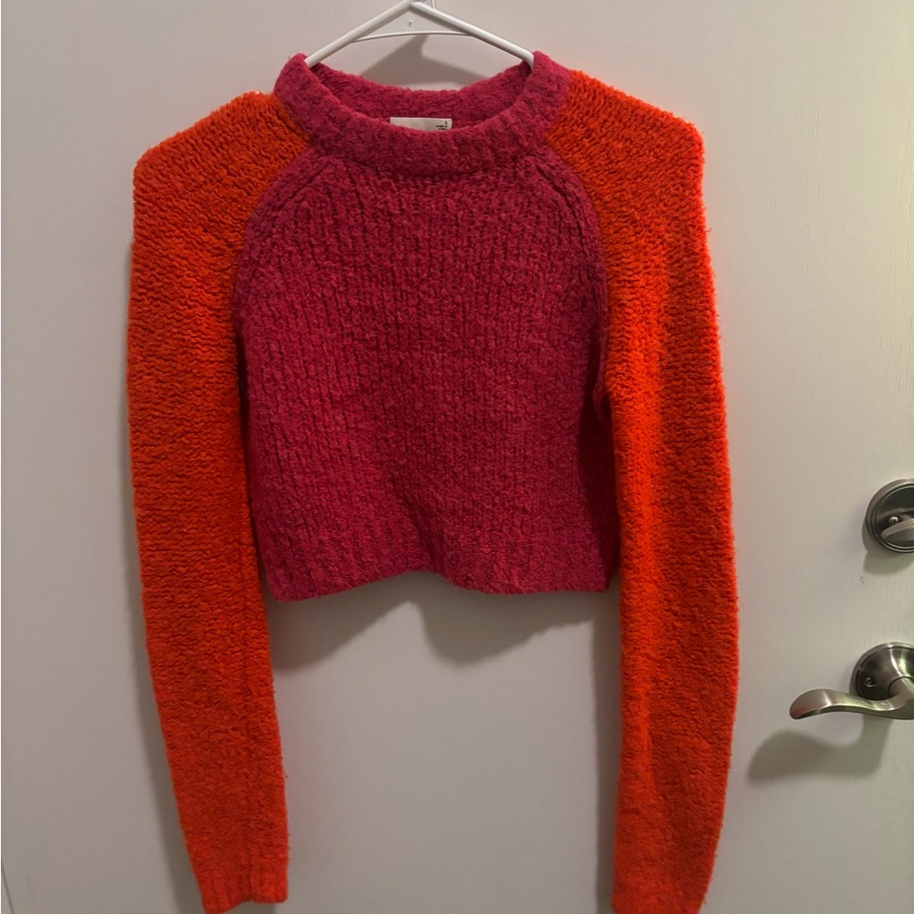 Aritzia Wilfred Free Crop Sweater orange and fuschia size small